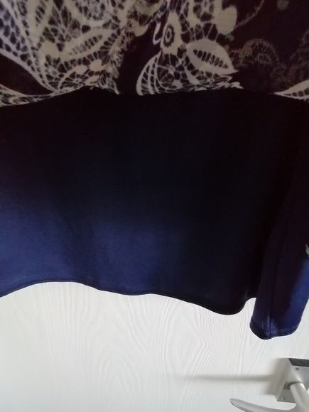 Womens Blouse Size 28 Navy And White Double Layer dress up or down - Picture 6 of 15